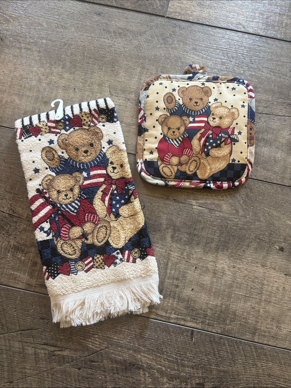 Vintage Bear Print patriotic Towel and Pot Holder Cream, Red & Blue Made in USA